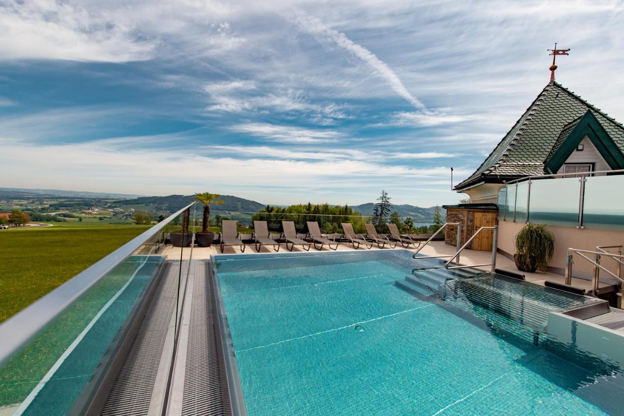 Hotel Irmgard Strass im Attergau エクステリア 写真