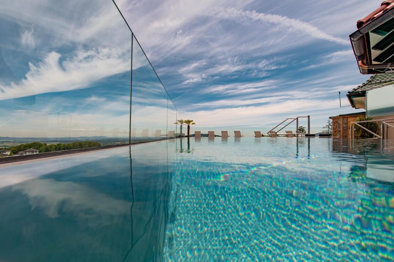 Hotel Irmgard Strass im Attergau エクステリア 写真