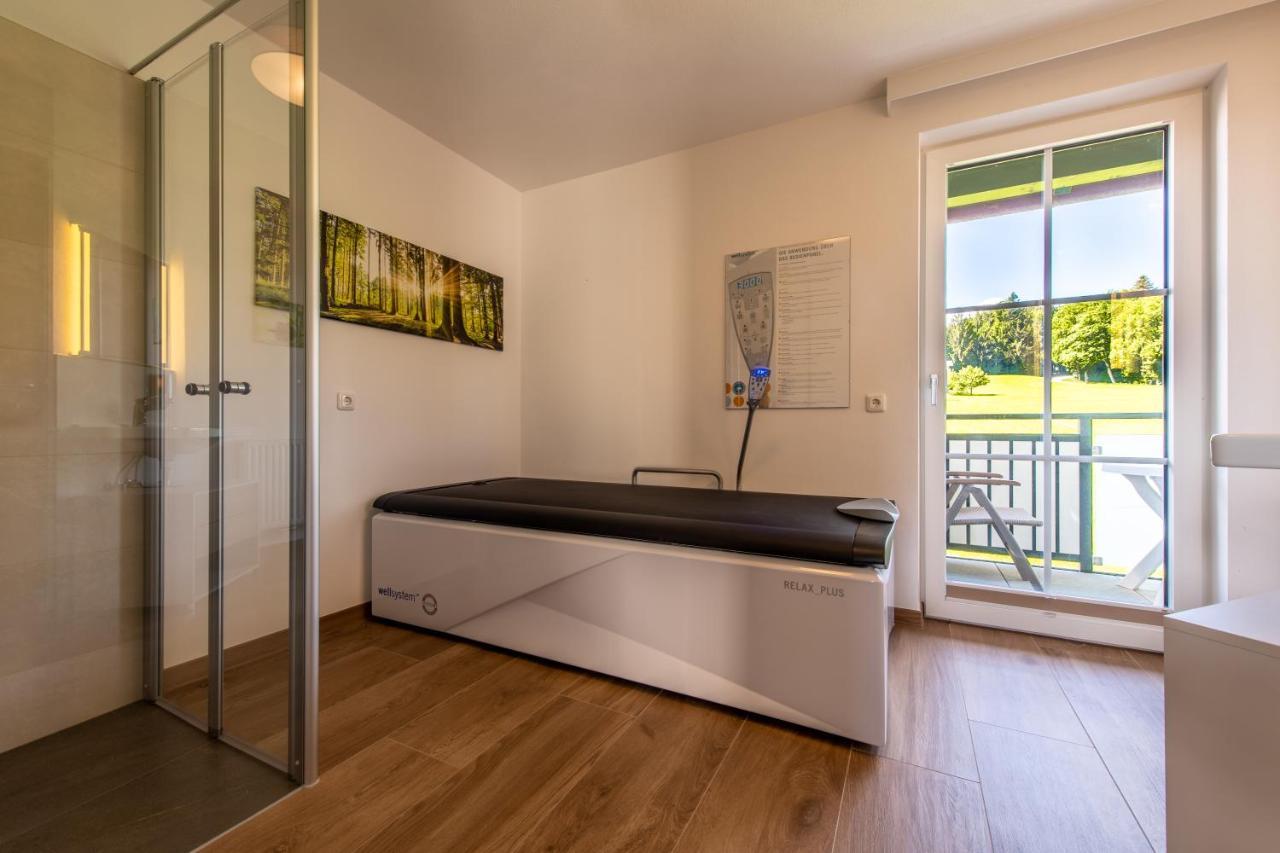 Hotel Irmgard Strass im Attergau エクステリア 写真